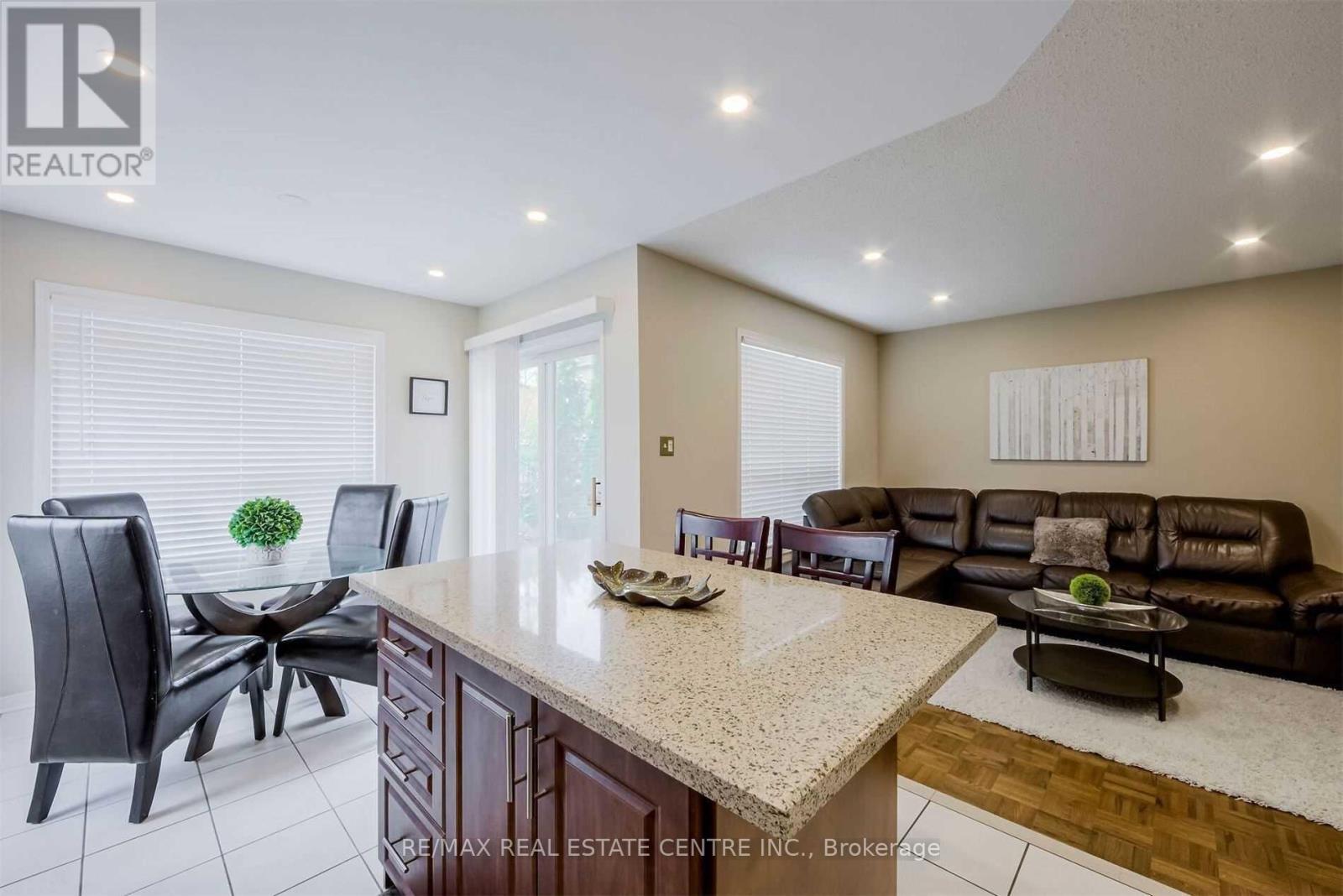 3071 Lavenham Place, Mississauga, Ontario L5M 6K3 - Photo 17 - W13139108