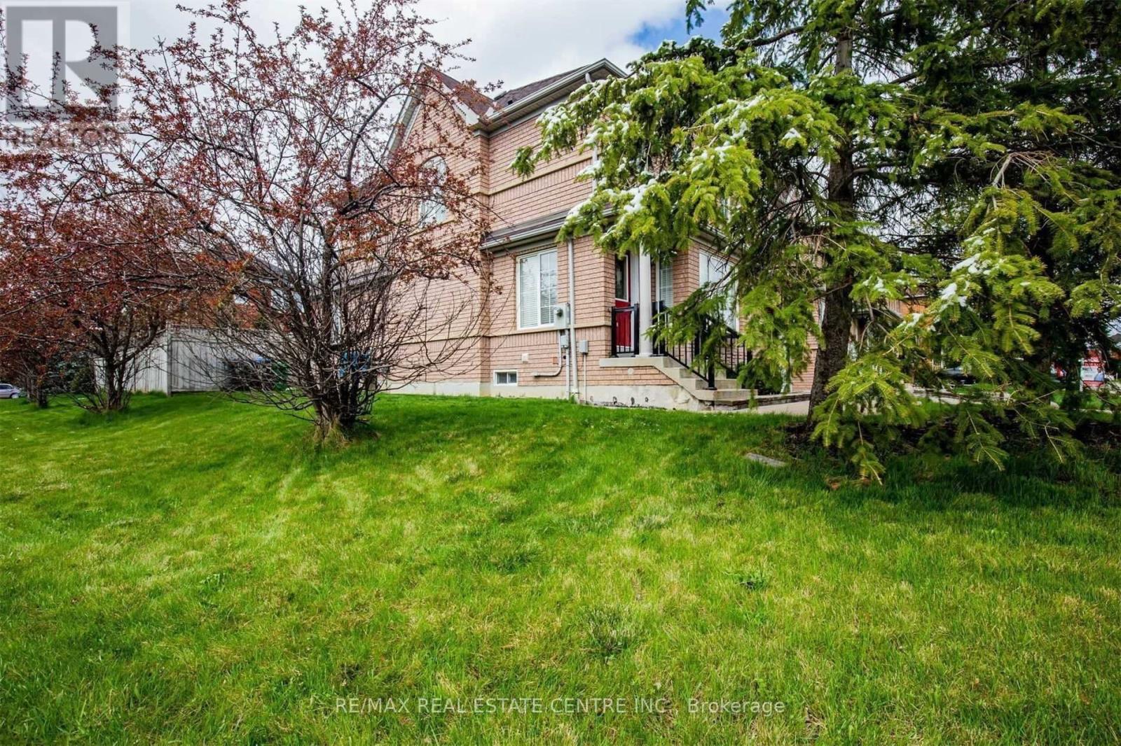 3071 Lavenham Place, Mississauga, Ontario L5M 6K3 - Photo 4 - W13139108