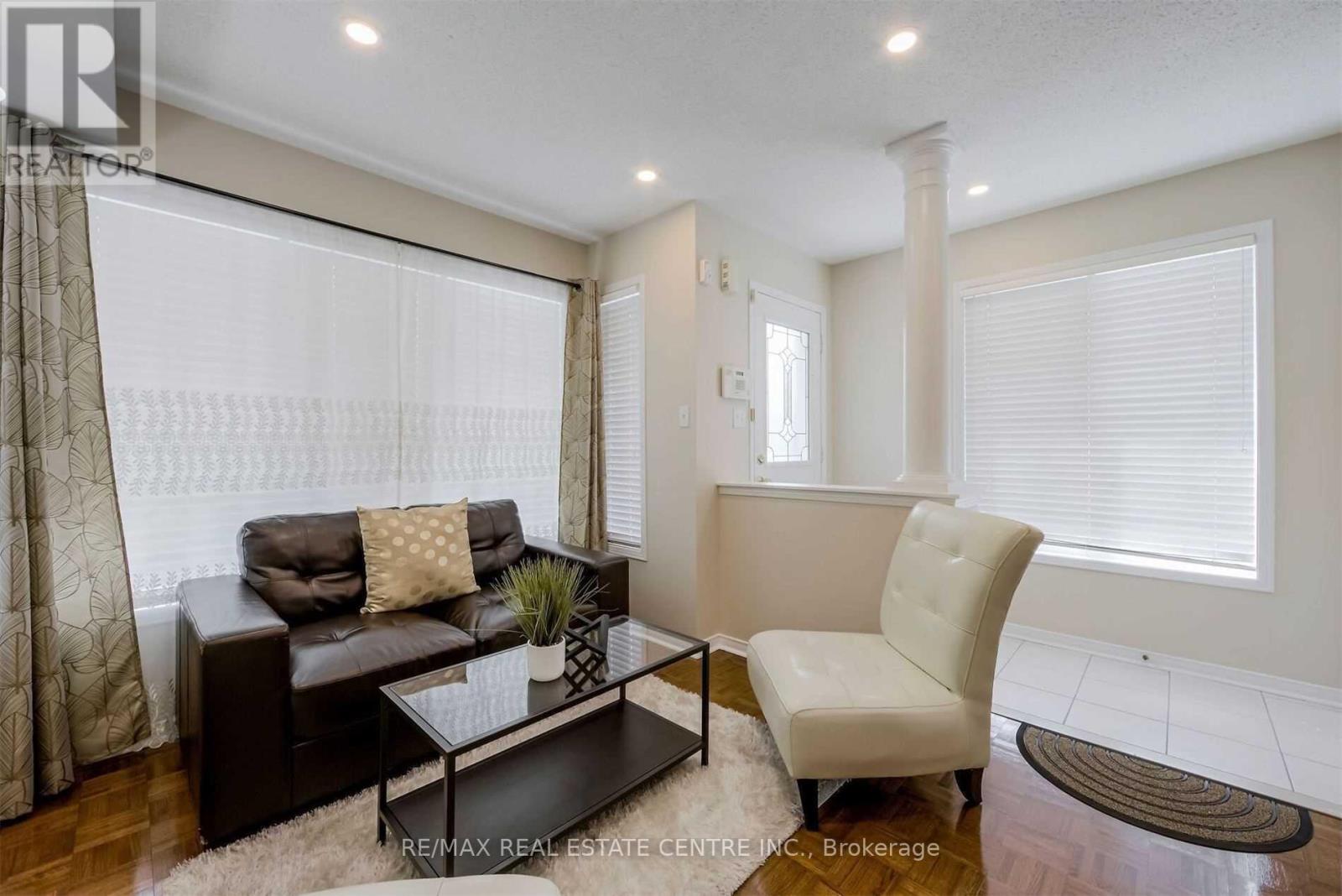 3071 Lavenham Place, Mississauga, Ontario L5M 6K3 - Photo 7 - W13139108