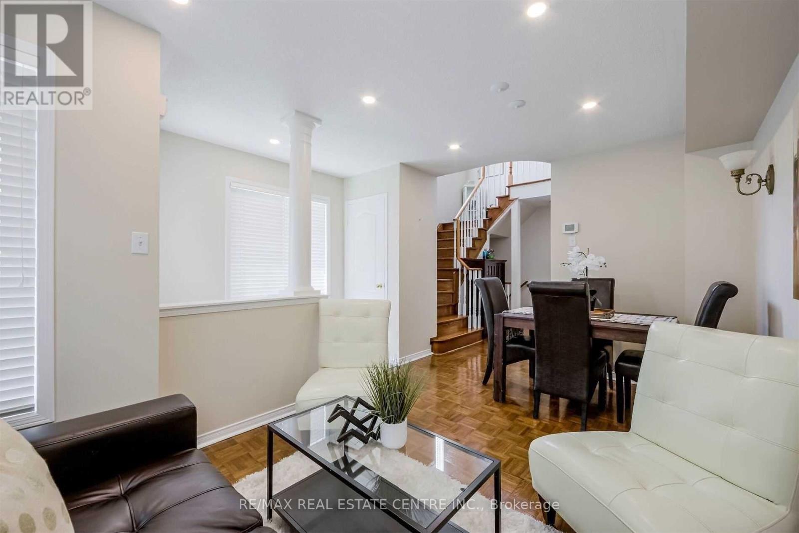 3071 Lavenham Place, Mississauga, Ontario L5M 6K3 - Photo 8 - W13139108