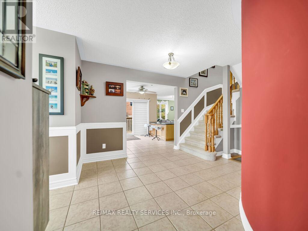 21 Filbert Way, Brampton, Ontario  L7A 3G2 - Photo 10 - W13133608