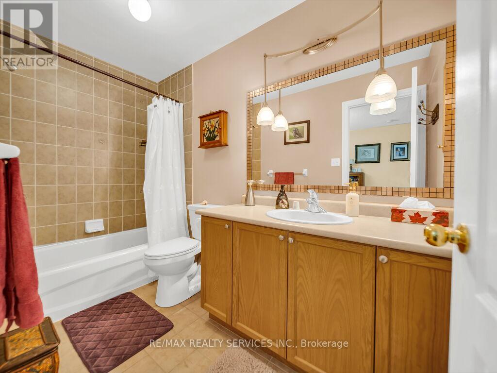 21 Filbert Way, Brampton, Ontario  L7A 3G2 - Photo 37 - W13133608