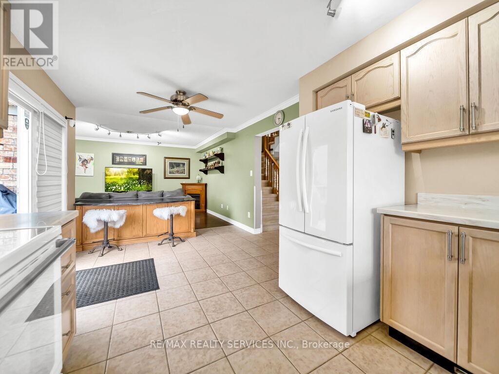 21 Filbert Way, Brampton, Ontario  L7A 3G2 - Photo 21 - W13133608