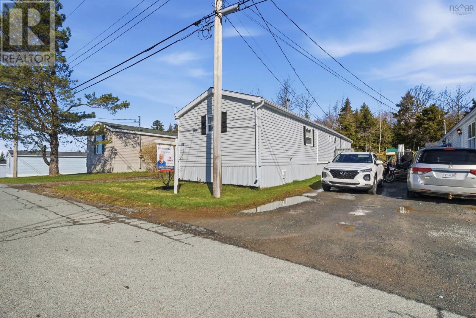 15 Bruce Street, Mount Uniacke, Nova Scotia  B0N 1Z0 - Photo 31 - 202601507