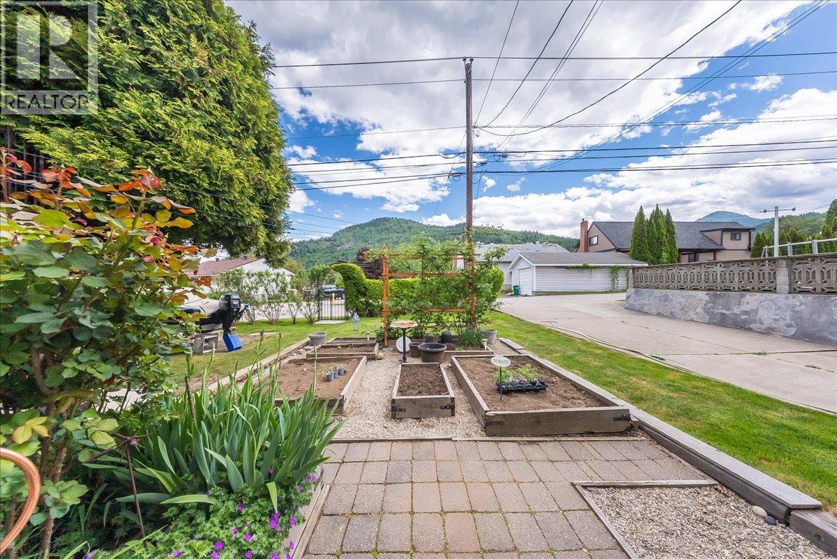 602 Schofield Highway, Warfield, British Columbia  V1R 2G8 - Photo 47 - 10387614
