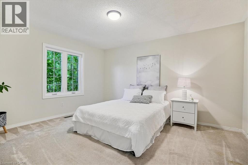 105 River Glen Boulevard, Oakville, Ontario  L6H 5Z5 - Photo 16 - 40817920