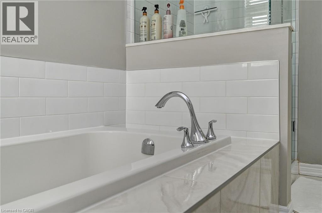 219 Falconridge Drive, Kitchener, Ontario  N2K 0B6 - Photo 29 - 40828786