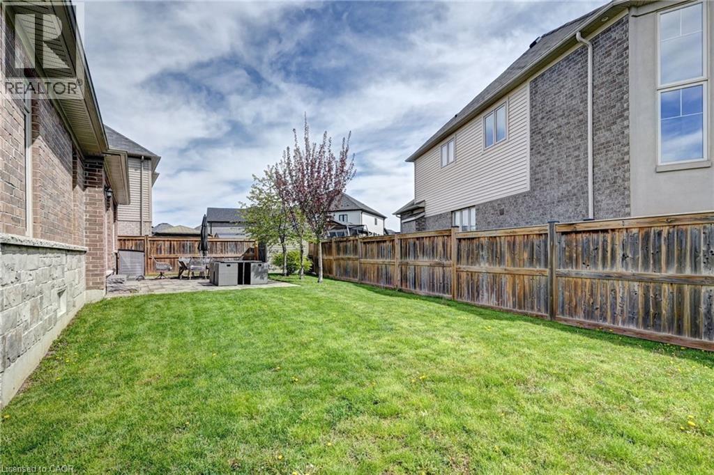 219 Falconridge Drive, Kitchener, Ontario  N2K 0B6 - Photo 47 - 40828786