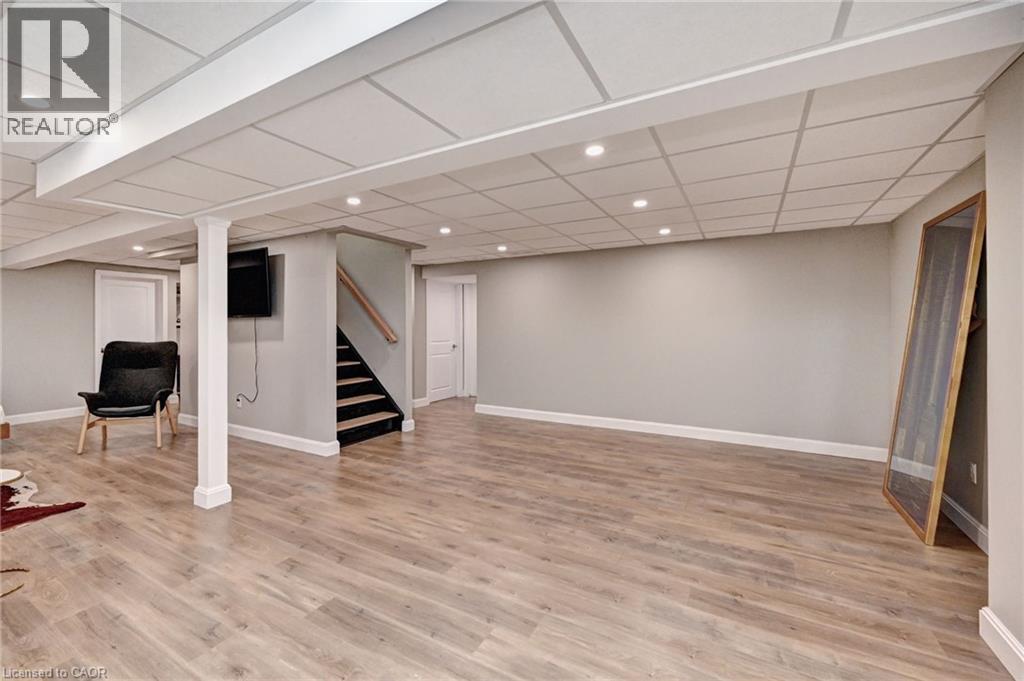 219 Falconridge Drive, Kitchener, Ontario  N2K 0B6 - Photo 38 - 40828786