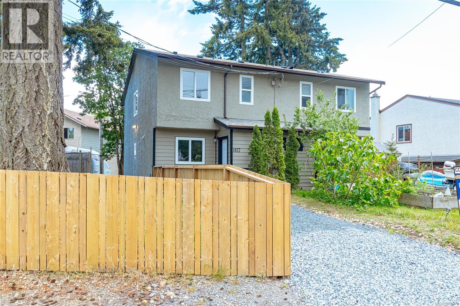 1117 Goldstream Ave