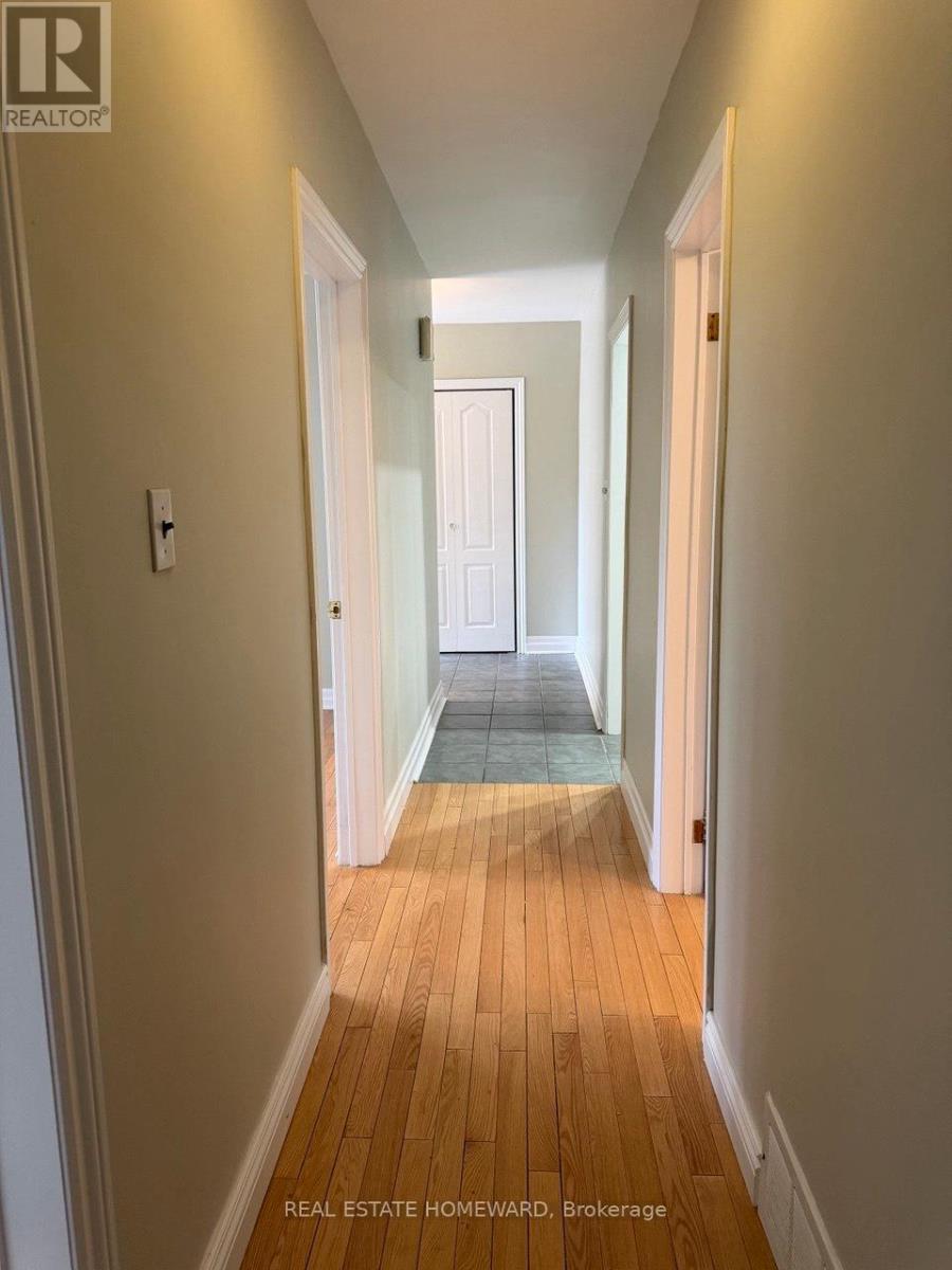 Main - 22 Whitelock Crescent, Toronto, Ontario  M2K 1V8 - Photo 17 - C13139156