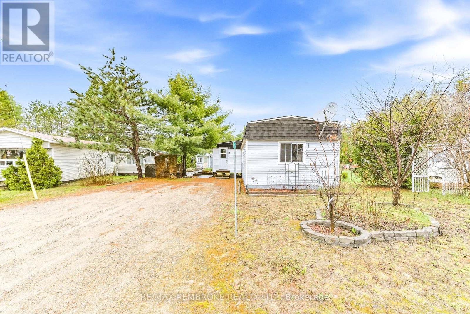 13 Nature Lane, Laurentian Hills, Ontario  K0J 1J0 - Photo 17 - X13139148
