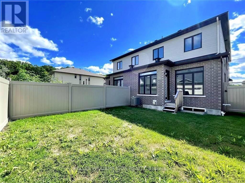 145 Avro Circle, Ottawa, Ontario  K1K 4K7 - Photo 20 - X13139194