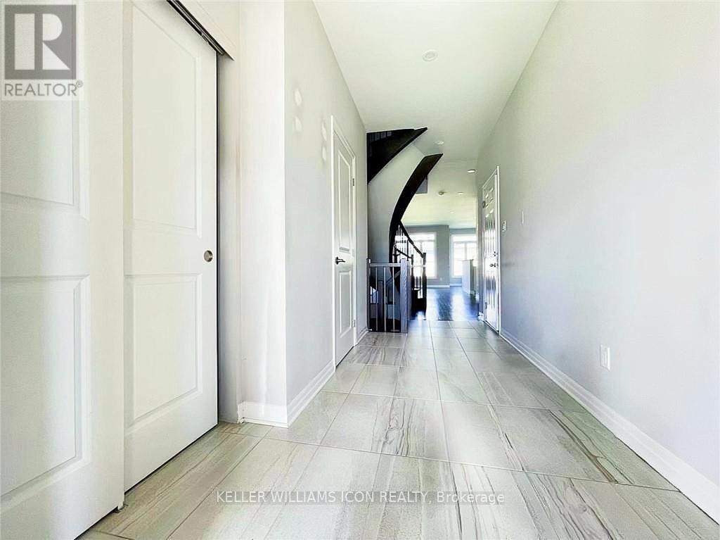 145 Avro Circle, Ottawa, Ontario  K1K 4K7 - Photo 3 - X13139194