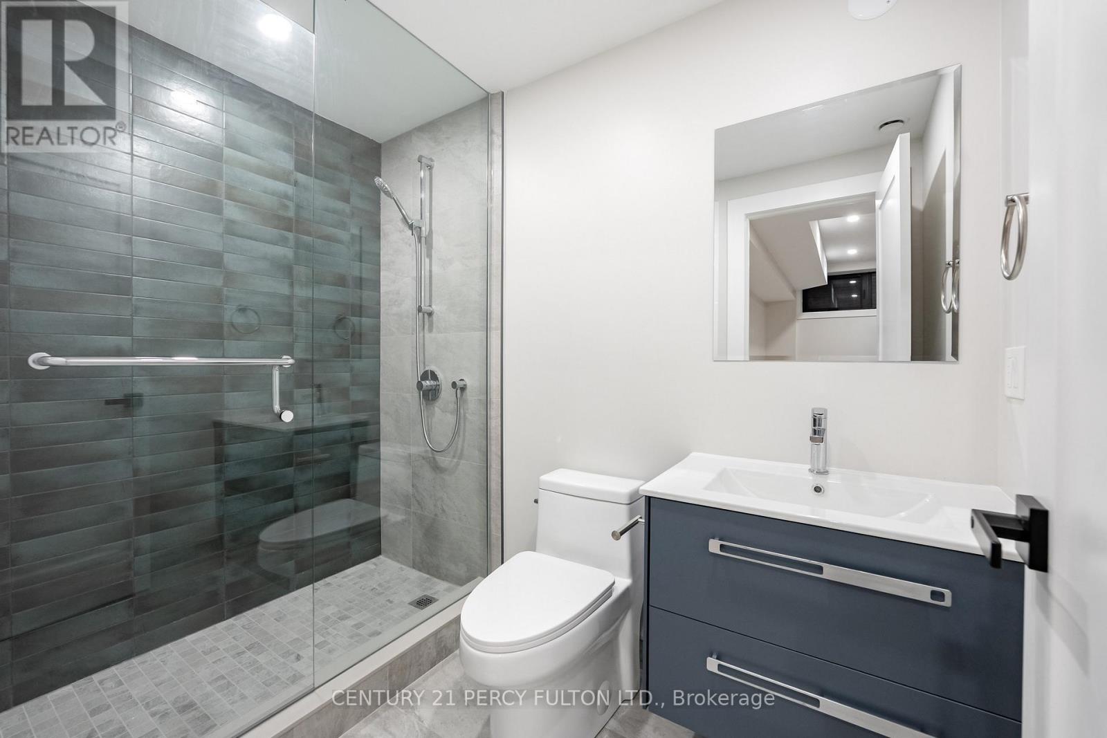 2 - 13 Mckayfield Road, Toronto, Ontario  M4J 3V5 - Photo 27 - E13131704