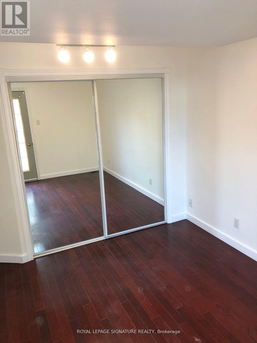 Upper - 20 Kew Beach Avenue, Toronto, Ontario  M4L 1B7 - Photo 14 - E13139134