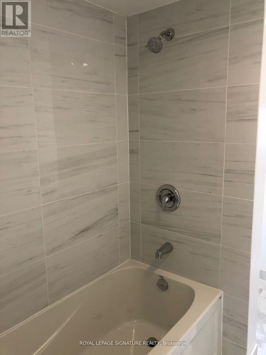Upper - 20 Kew Beach Avenue, Toronto, Ontario  M4L 1B7 - Photo 16 - E13139134