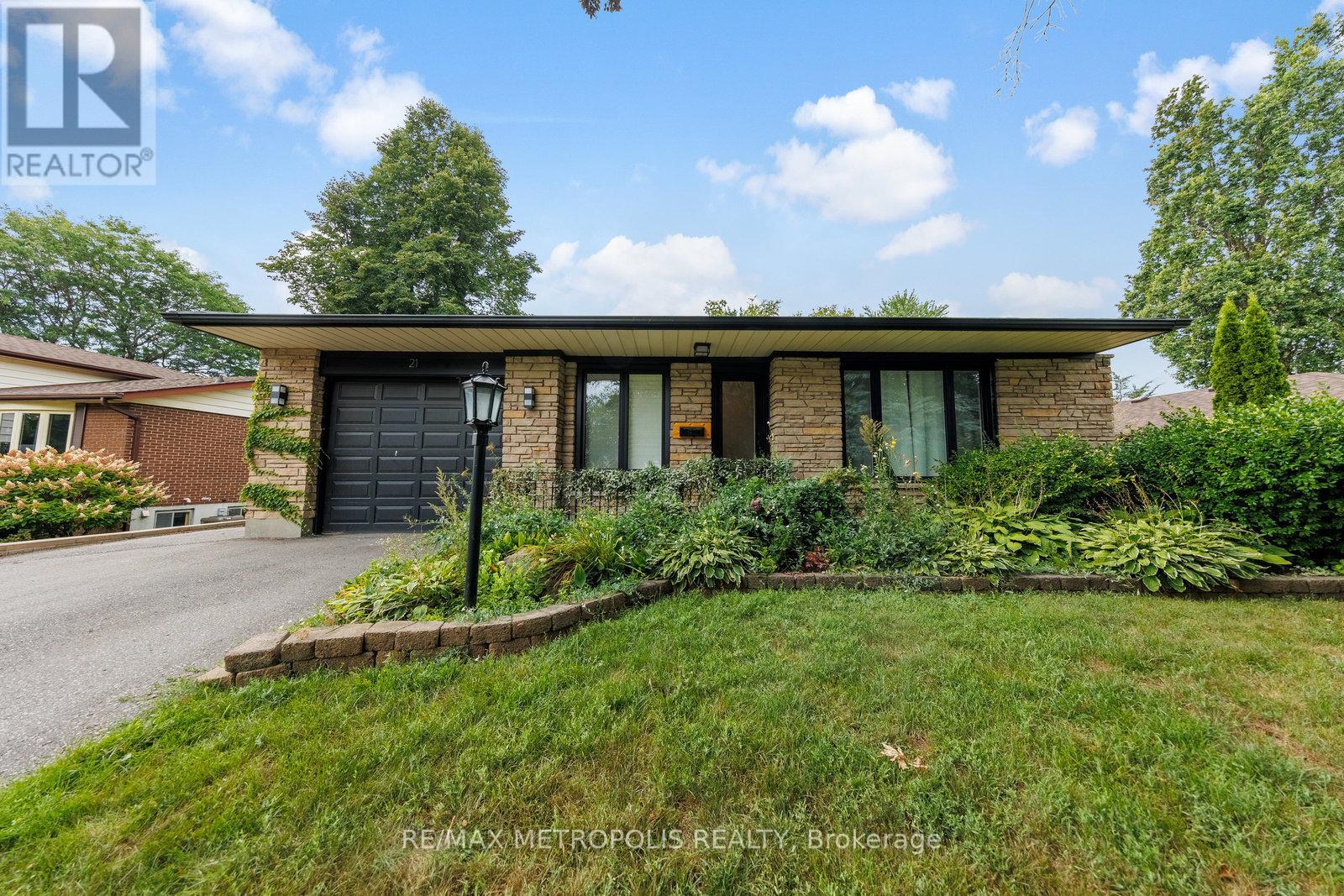 Basement - 21 Hills Road, Ajax, Ontario  L1S 2W2 - Photo 1 - E13139142