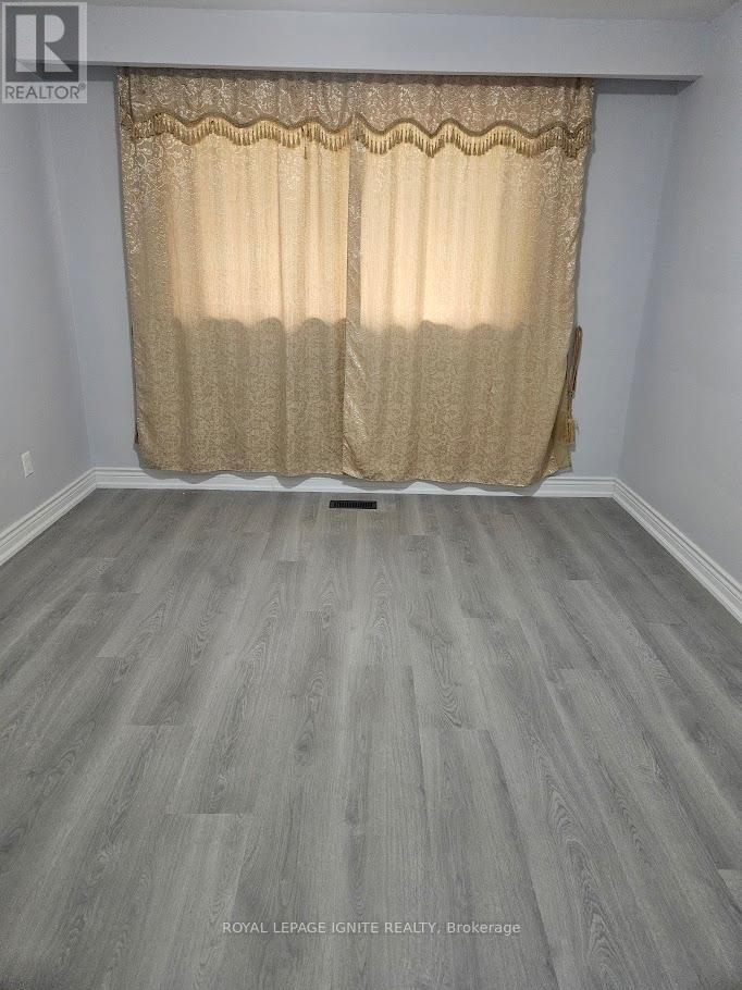 Main - 16 Cicerella Crescent, Toronto, Ontario  M1K 5B5 - Photo 3 - E13139166