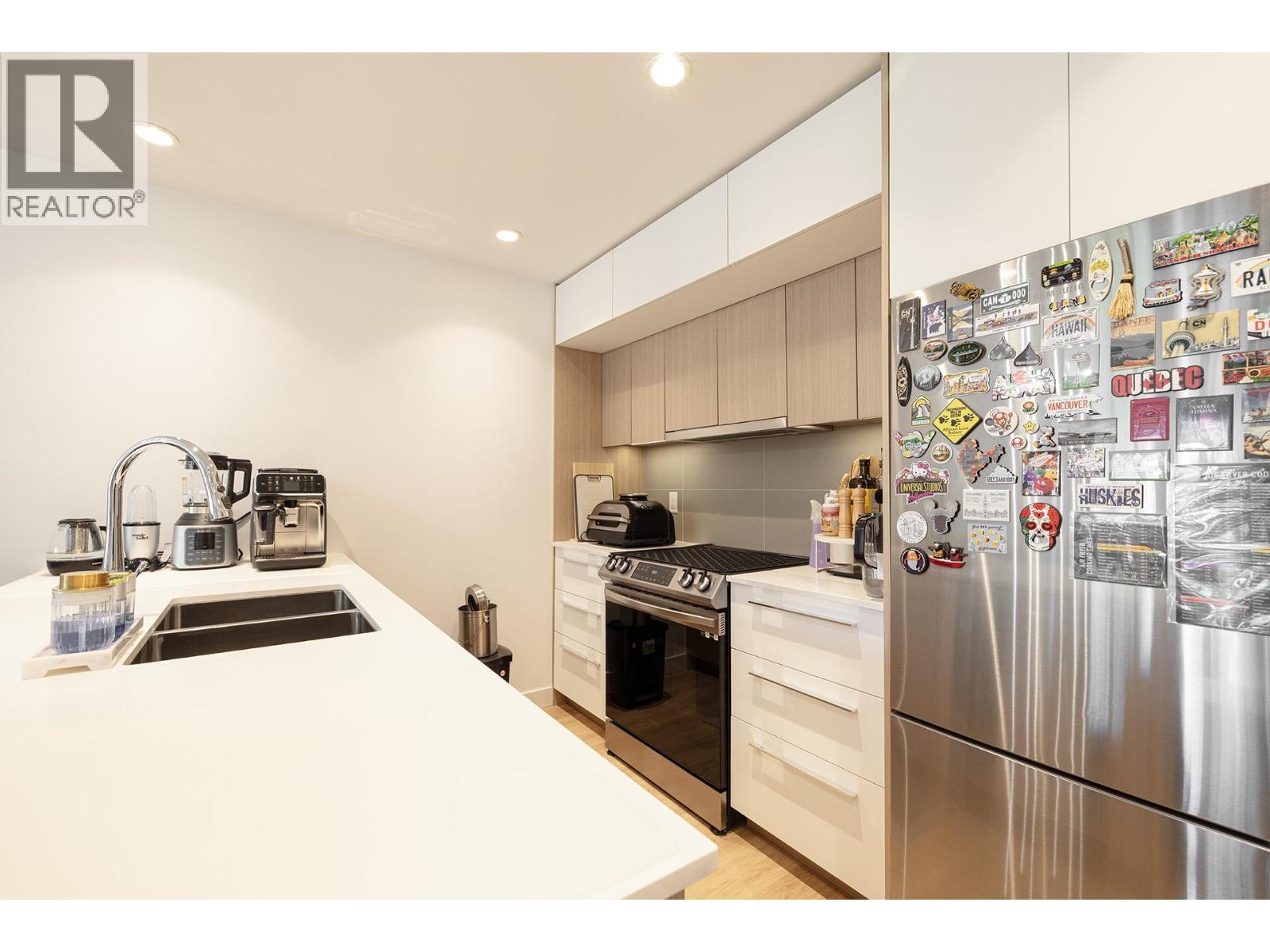 208 9888 University Crescent, Burnaby, British Columbia  V5A 0G4 - Photo 7 - R3124276