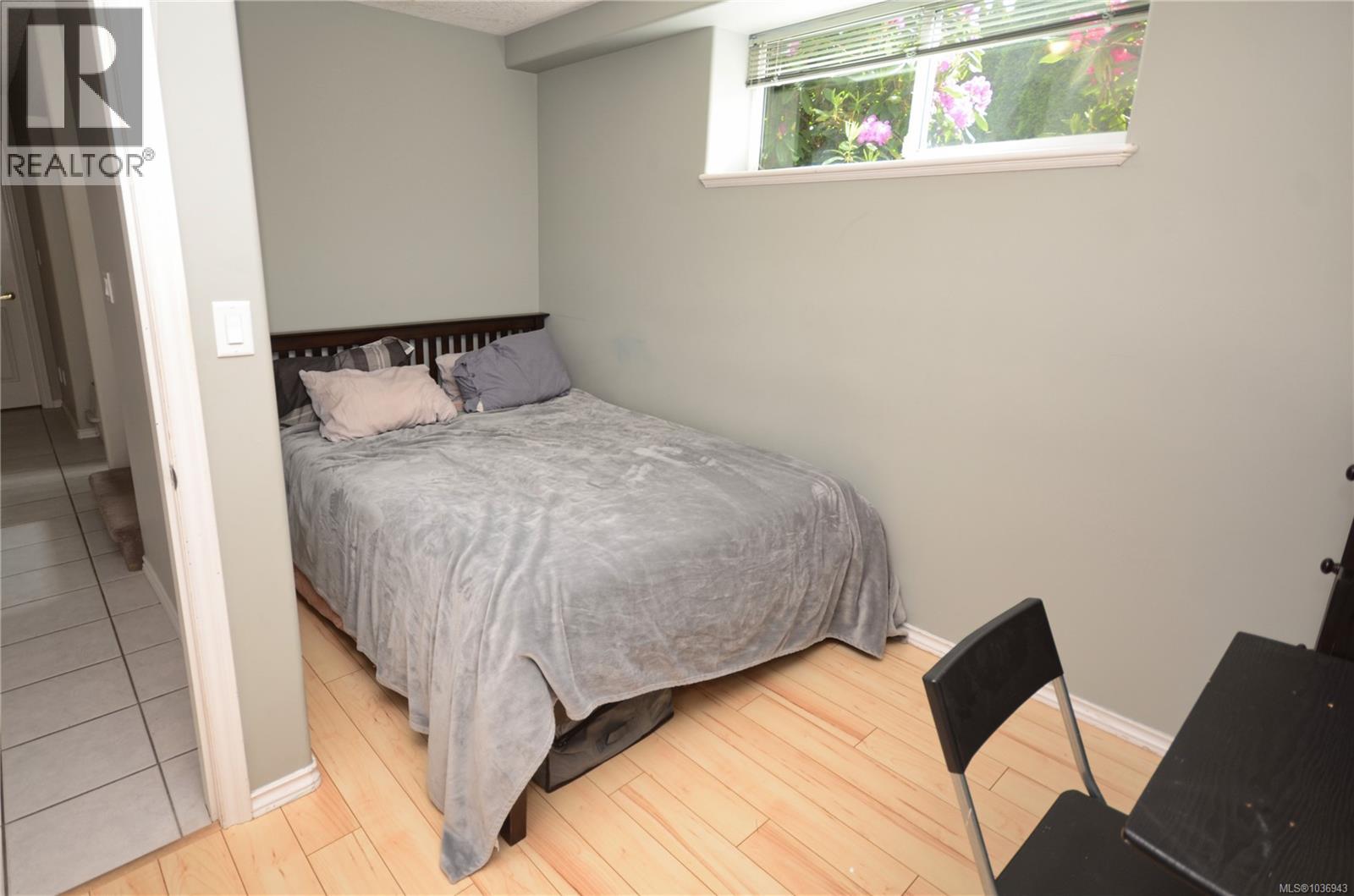 B 1143 Greenwood Ave, Esquimalt, British Columbia  V9A 5K7 - Photo 28 - 1036943