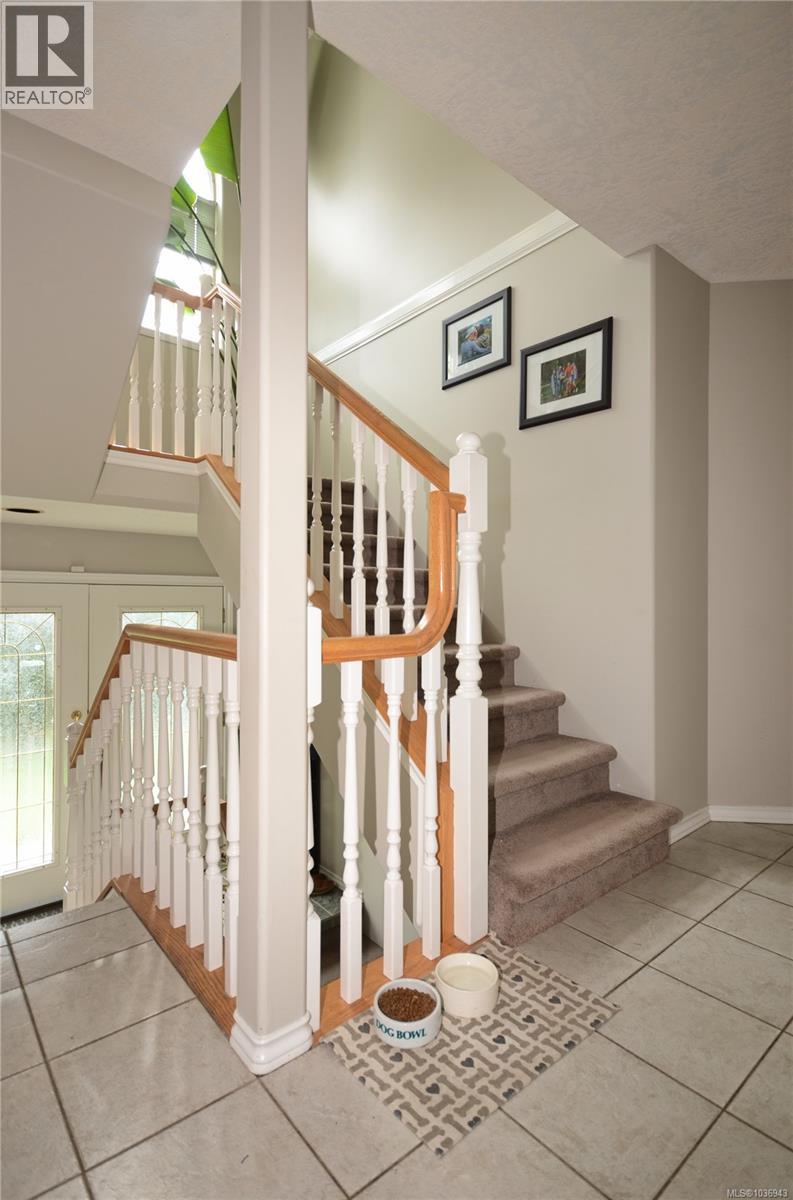 B 1143 Greenwood Ave, Esquimalt, British Columbia  V9A 5K7 - Photo 36 - 1036943