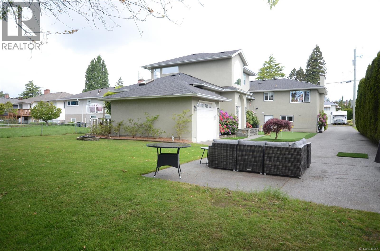 B 1143 Greenwood Ave, Esquimalt, British Columbia  V9A 5K7 - Photo 41 - 1036943
