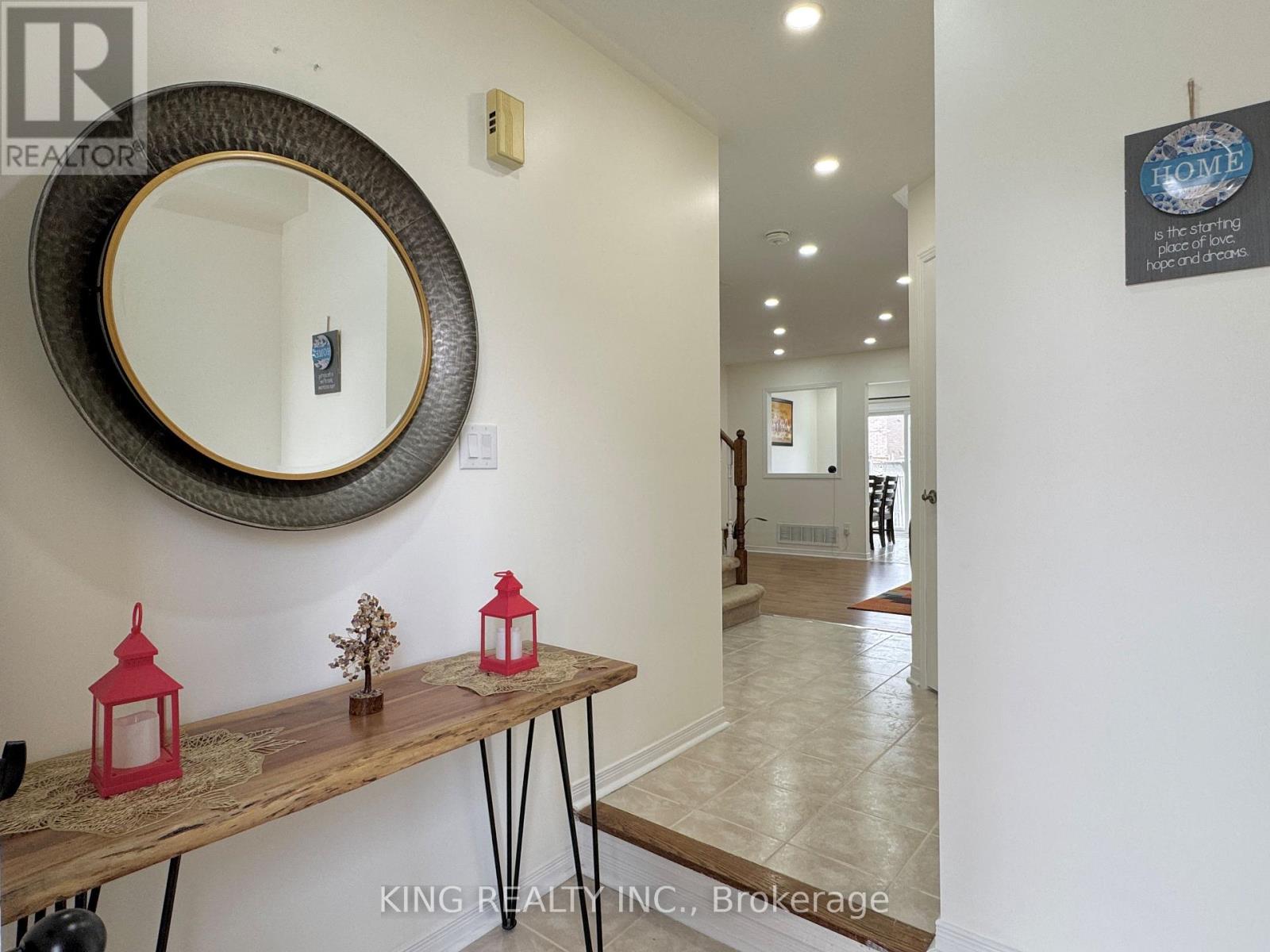 277 Morningmist Street, Brampton, Ontario  L6R 2B9 - Photo 2 - W13139150