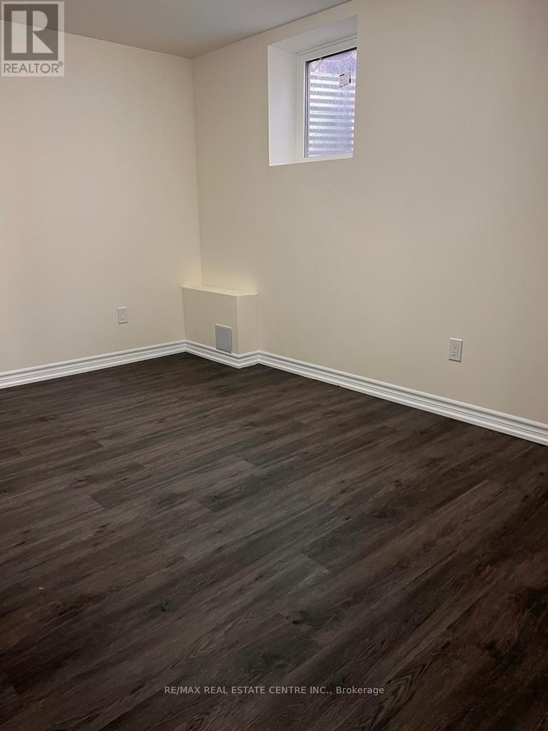 6351 Ormindale Way, Mississauga, Ontario  L5V 1J2 - Photo 6 - W13139154