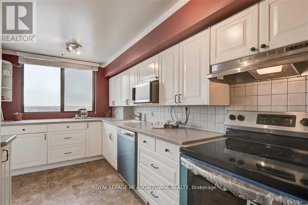 1002 - 6500 Montevideo Road W, Mississauga (Meadowvale), Ontario  L5N 3T6 - Photo 6 - W13139160