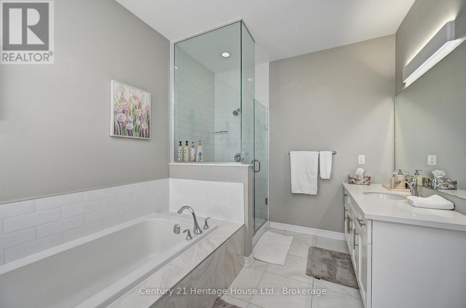 219 Falconridge Drive, Kitchener, Ontario  N2K 0B6 - Photo 26 - X13108406
