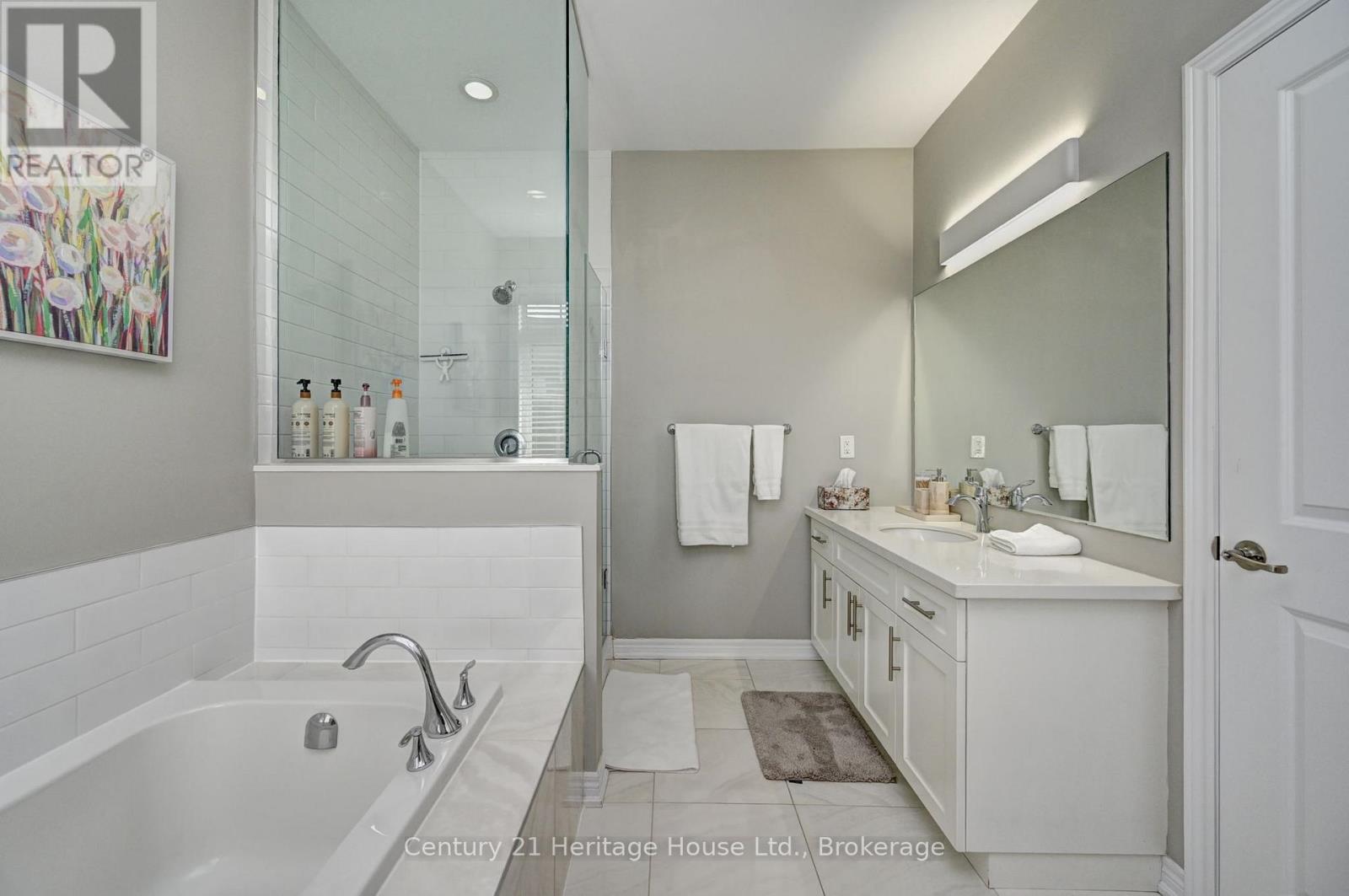 219 Falconridge Drive, Kitchener, Ontario  N2K 0B6 - Photo 27 - X13108406