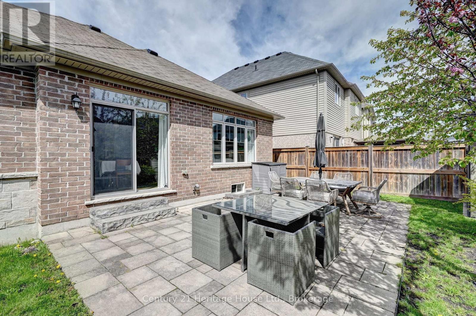 219 Falconridge Drive, Kitchener, Ontario  N2K 0B6 - Photo 41 - X13108406