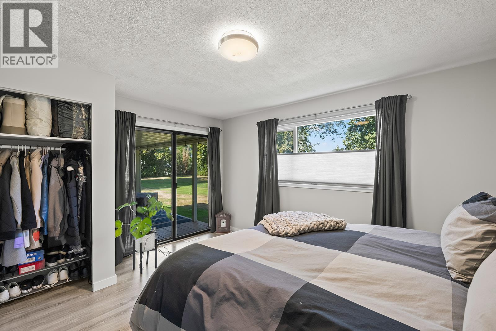 2239 Mayer Road, Kelowna, British Columbia  V1W 2G2 - Photo 32 - 10387807