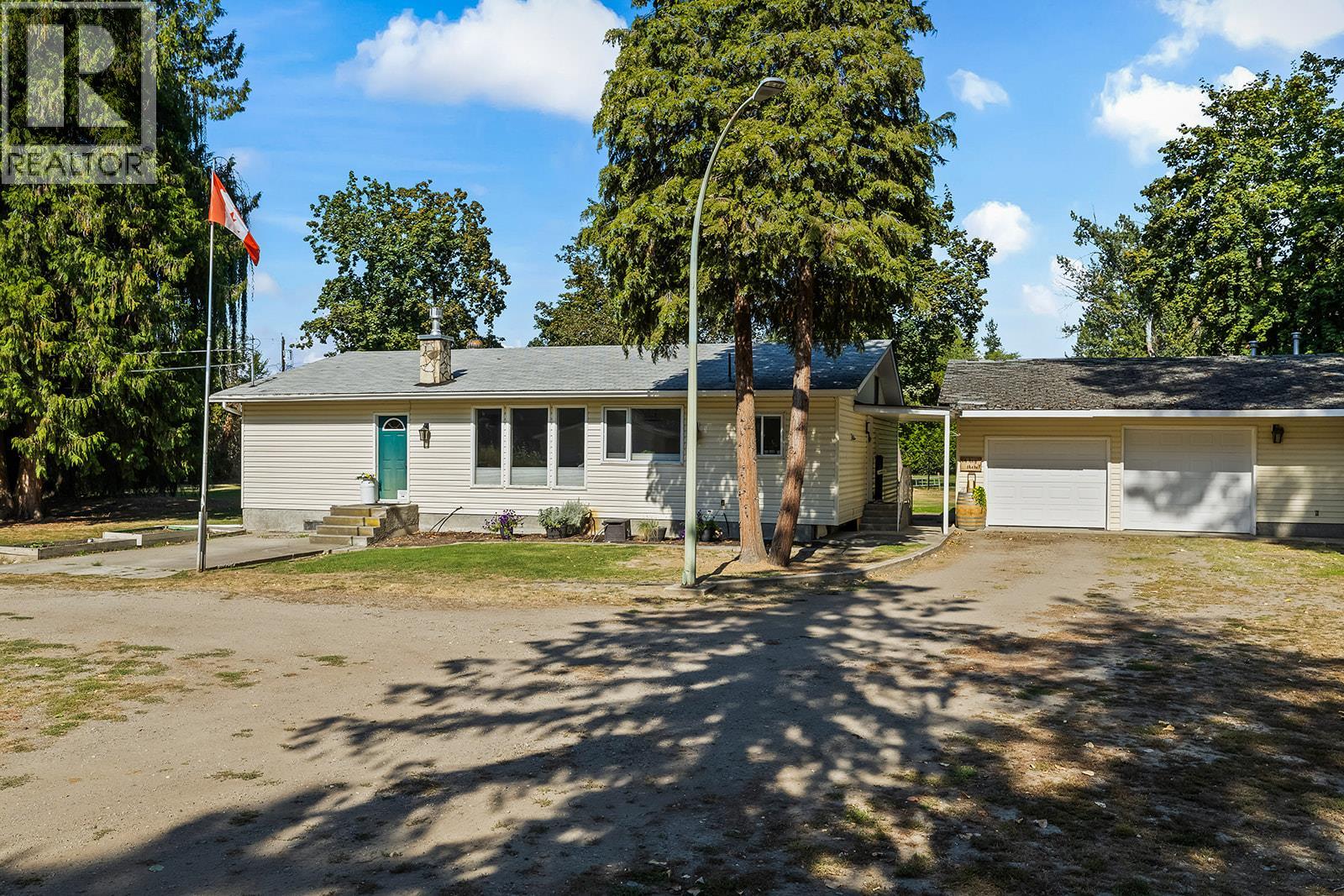 2239 Mayer Road, Kelowna, British Columbia  V1W 2G2 - Photo 8 - 10387807