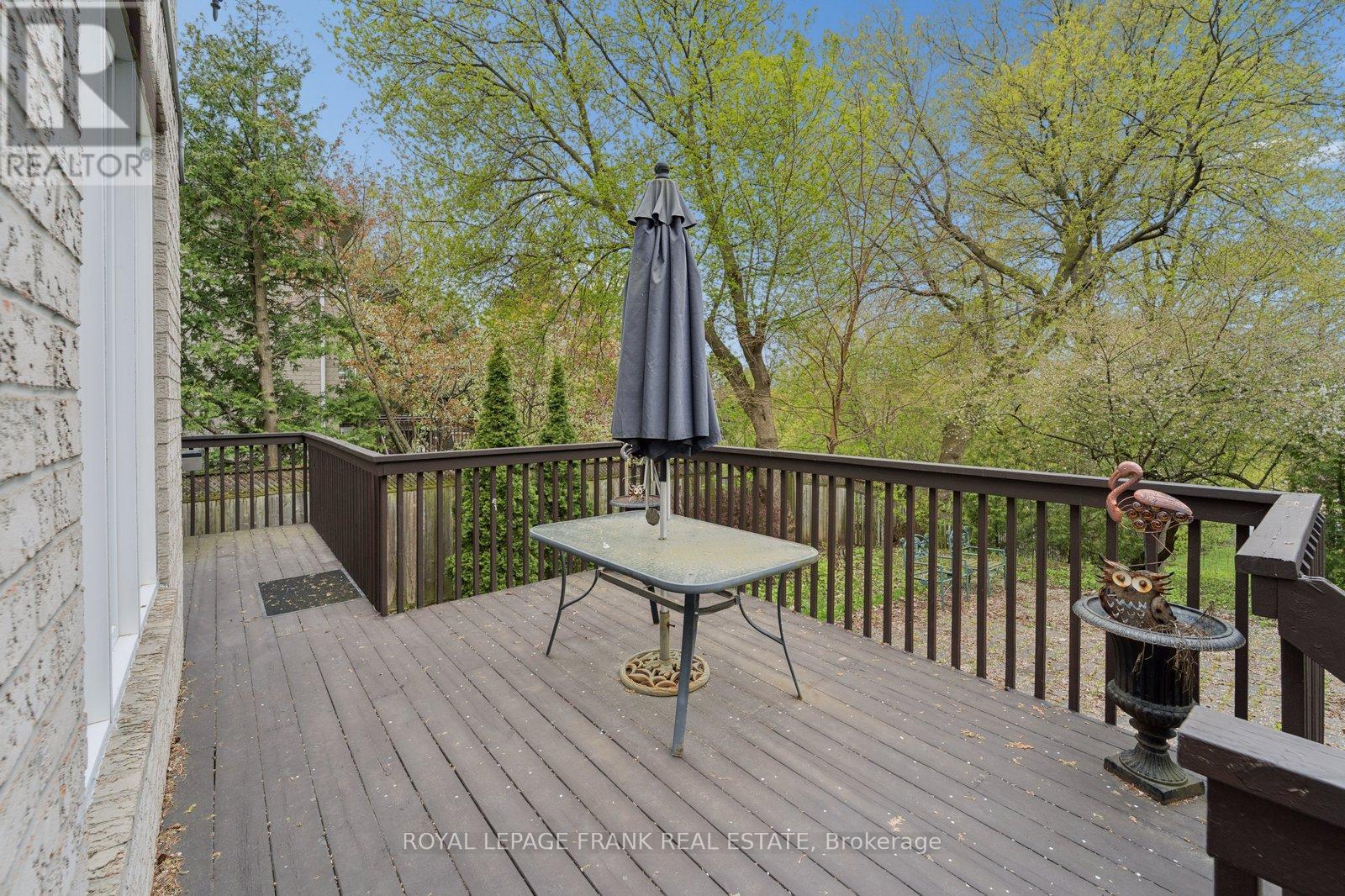 1438 Rosebank Road, Pickering, Ontario  L1V 1P4 - Photo 4 - E13139226