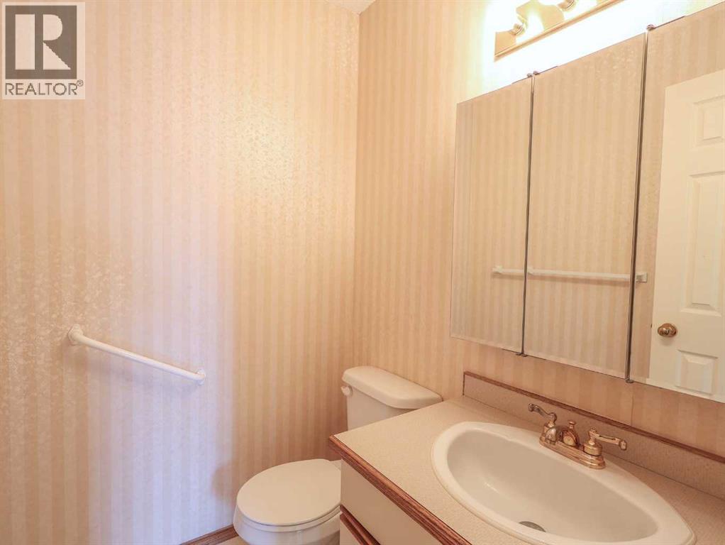 3908 64 Street, Stettler, Alberta  T4K 1G1 - Photo 12 - A2289850