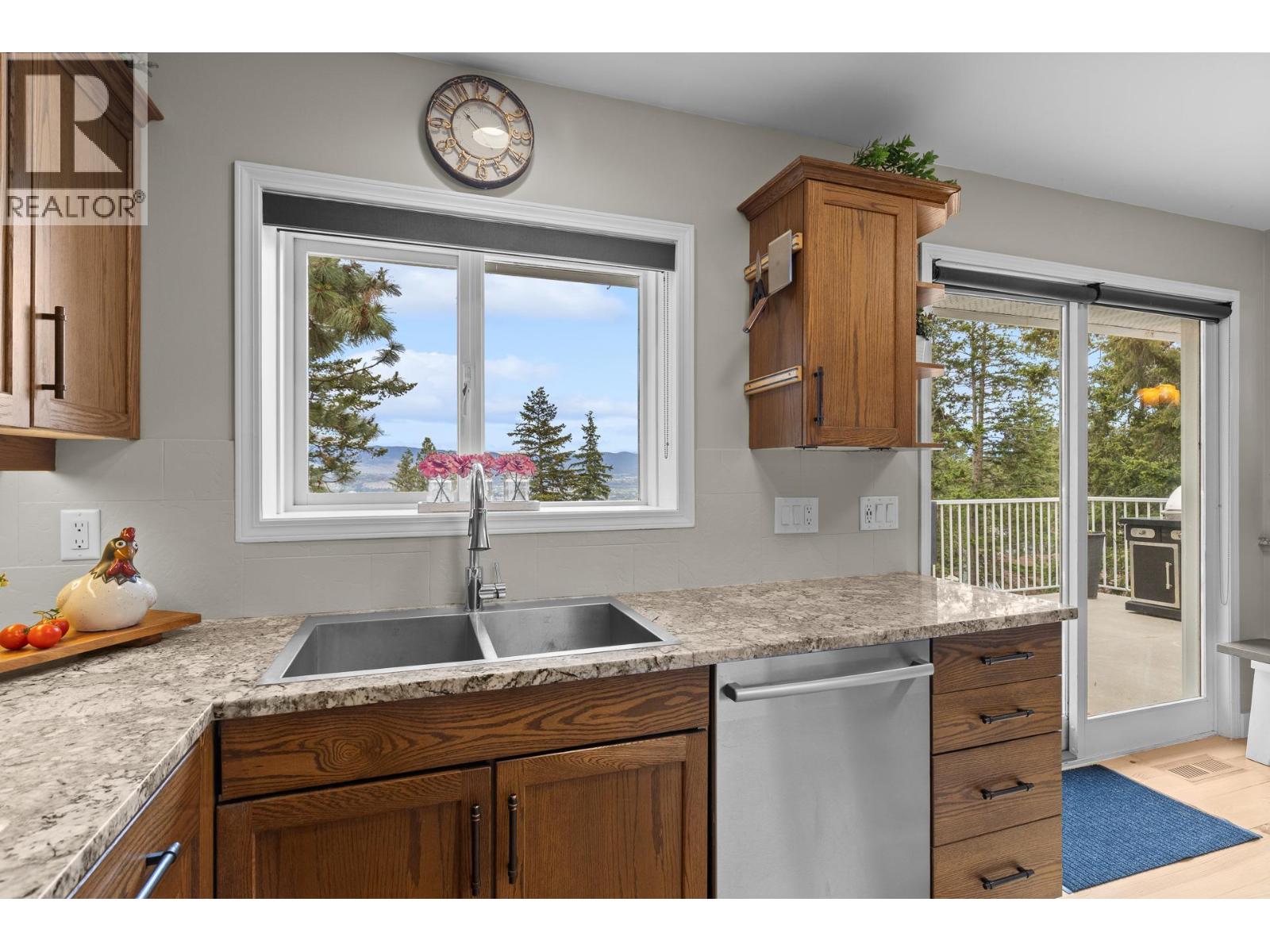 1603 West Kelowna Road, West Kelowna, British Columbia  V1Z 3H5 - Photo 47 - 10385947