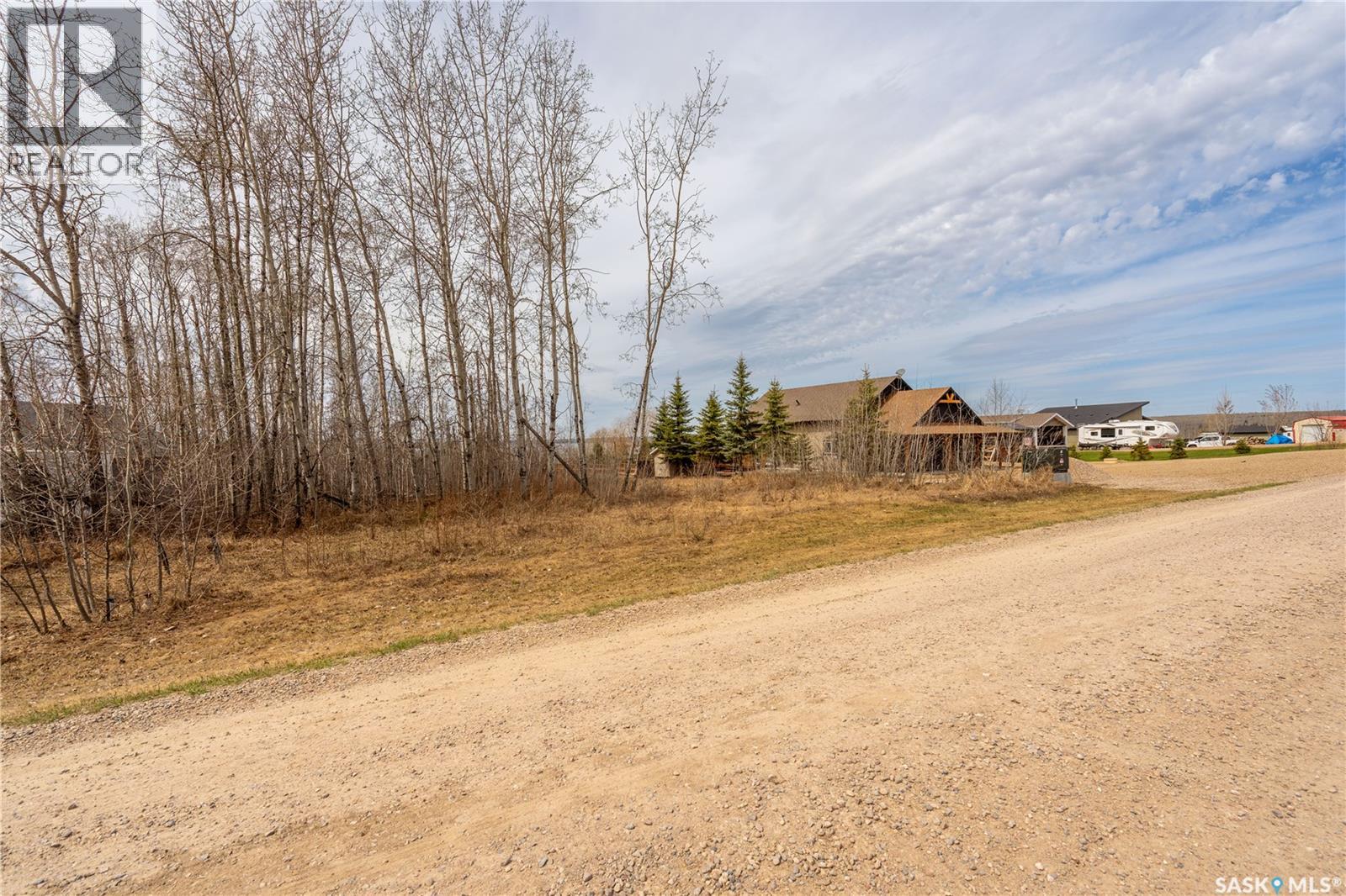 520 Diamond Willow Drive, Goodsoil, Saskatchewan  S0M 1A0 - Photo 3 - SK034748