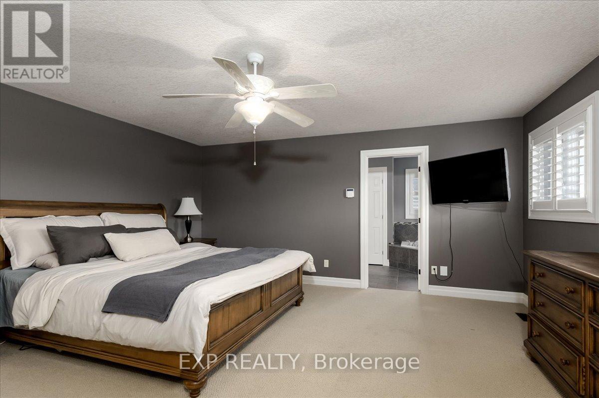 80 Foxhollow Drive, Thames Centre, Ontario  N0L 1G3 - Photo 17 - X13139220