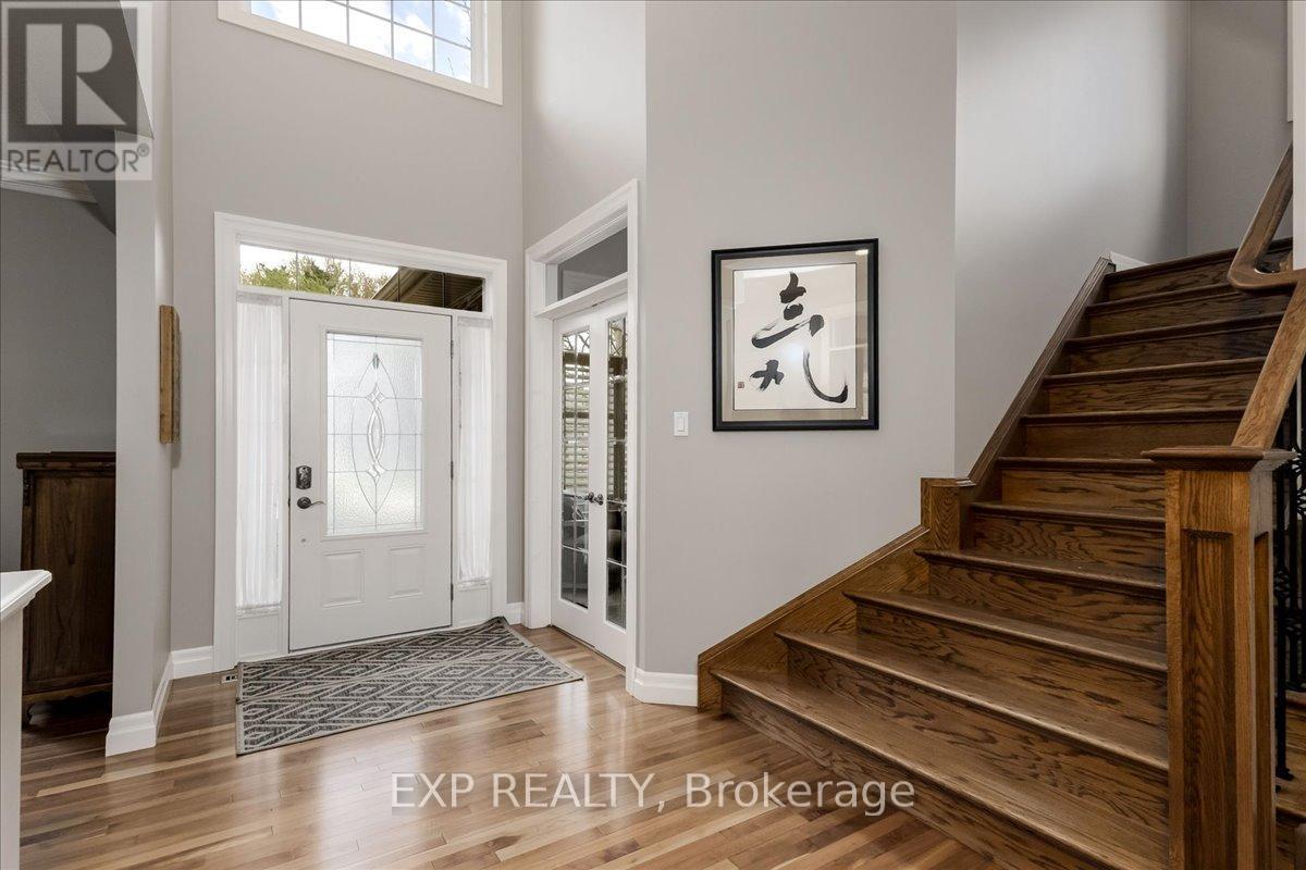 80 Foxhollow Drive, Thames Centre, Ontario  N0L 1G3 - Photo 3 - X13139220