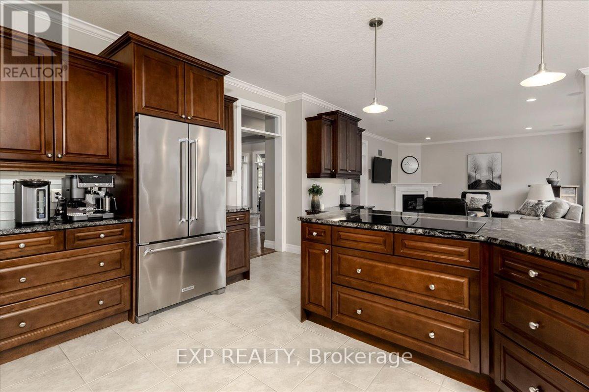 80 Foxhollow Drive, Thames Centre, Ontario  N0L 1G3 - Photo 46 - X13139220