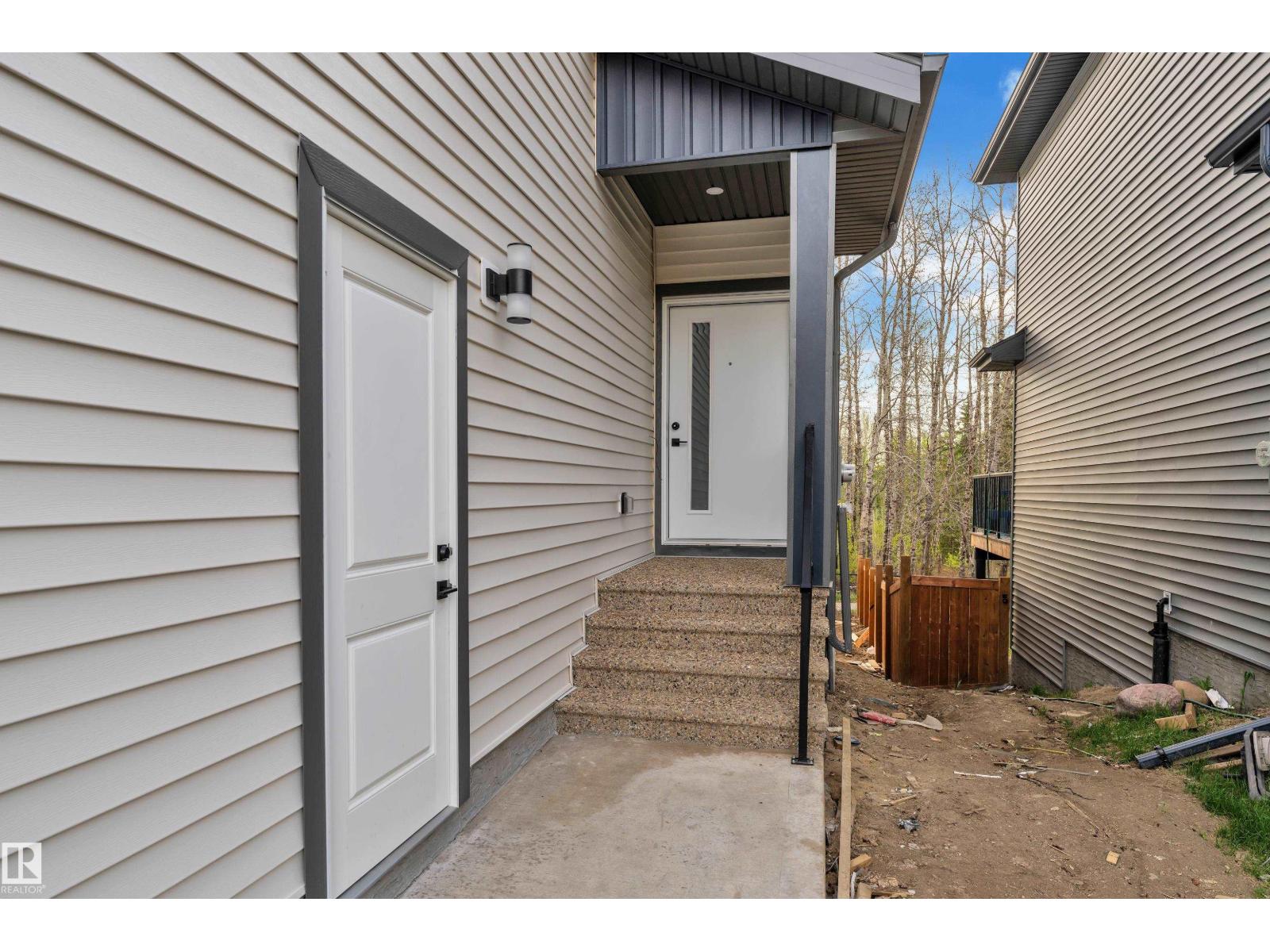 638 Astoria Wy, Devon, Alberta  T9G 0M7 - Photo 3 - E4488343