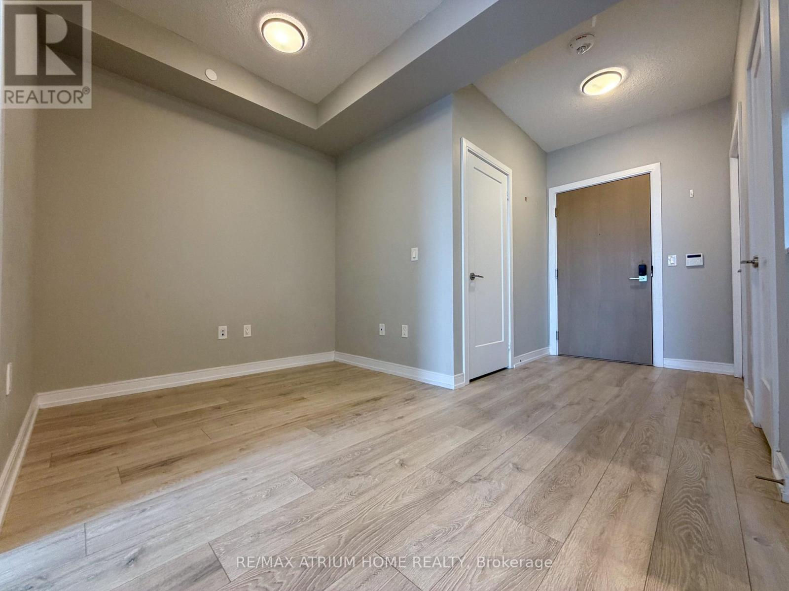 2705 - 225 Village Green Square, Toronto, Ontario  M1S 0N4 - Photo 13 - E13139208