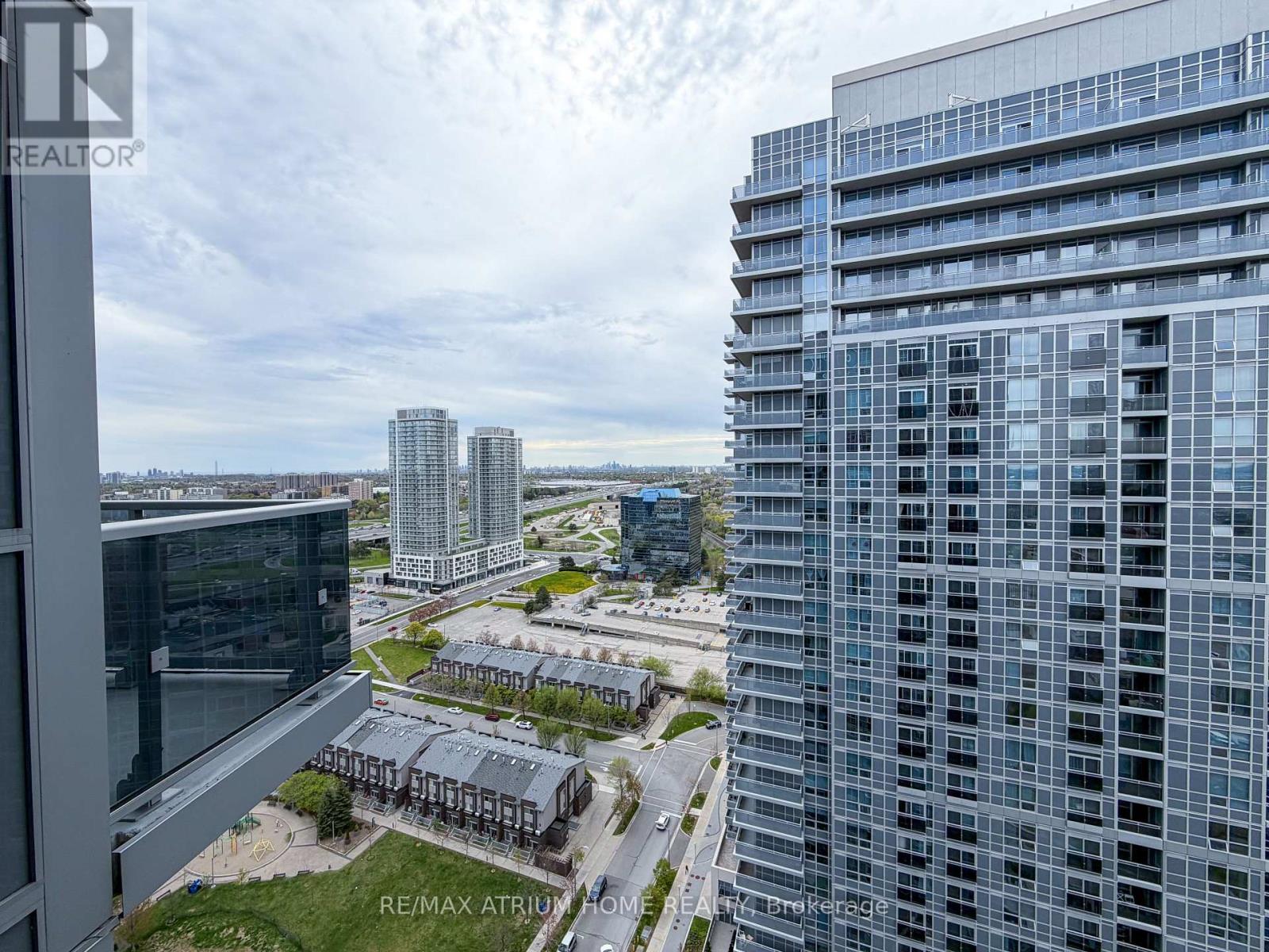 2705 - 225 Village Green Square, Toronto, Ontario  M1S 0N4 - Photo 15 - E13139208