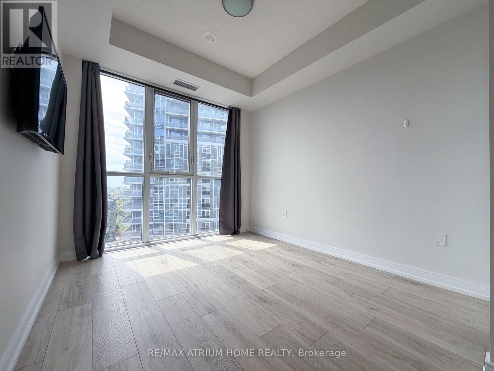 2705 - 225 Village Green Square, Toronto, Ontario  M1S 0N4 - Photo 5 - E13139208