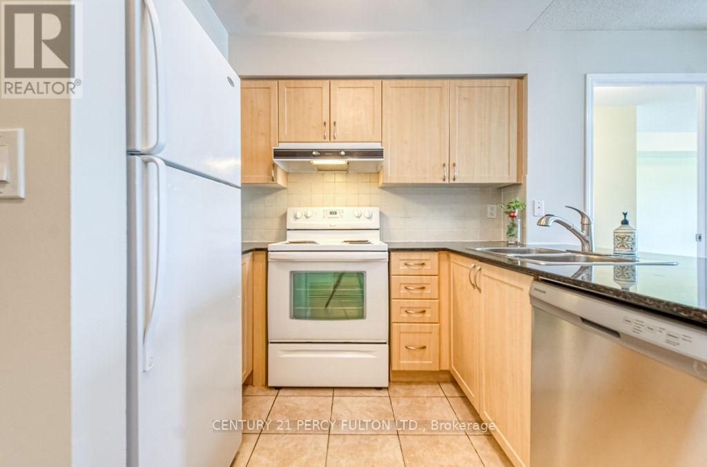 601 - 55 South Town Centre Boulevard, Markham, Ontario  L6G 0B1 - Photo 8 - N13139216