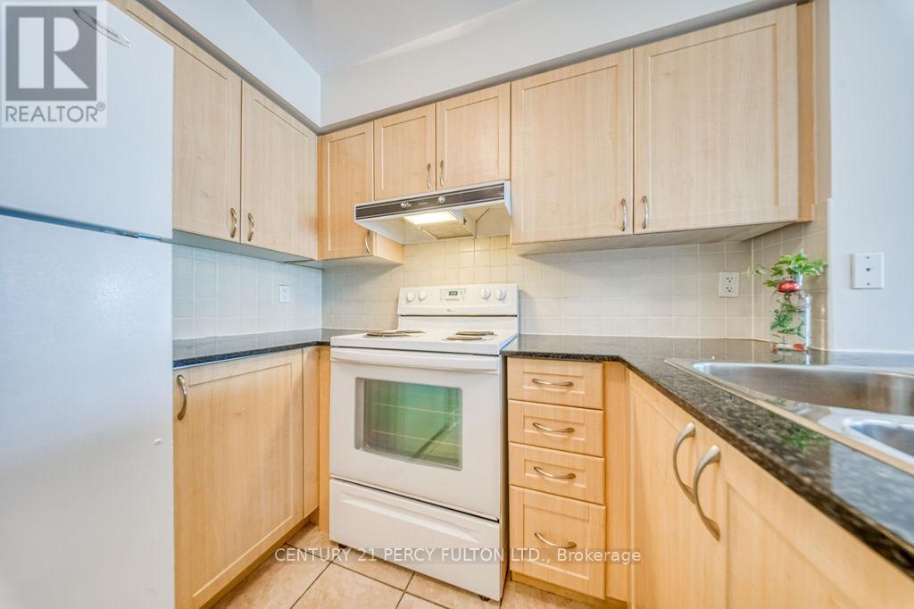 601 - 55 South Town Centre Boulevard, Markham, Ontario  L6G 0B1 - Photo 9 - N13139216