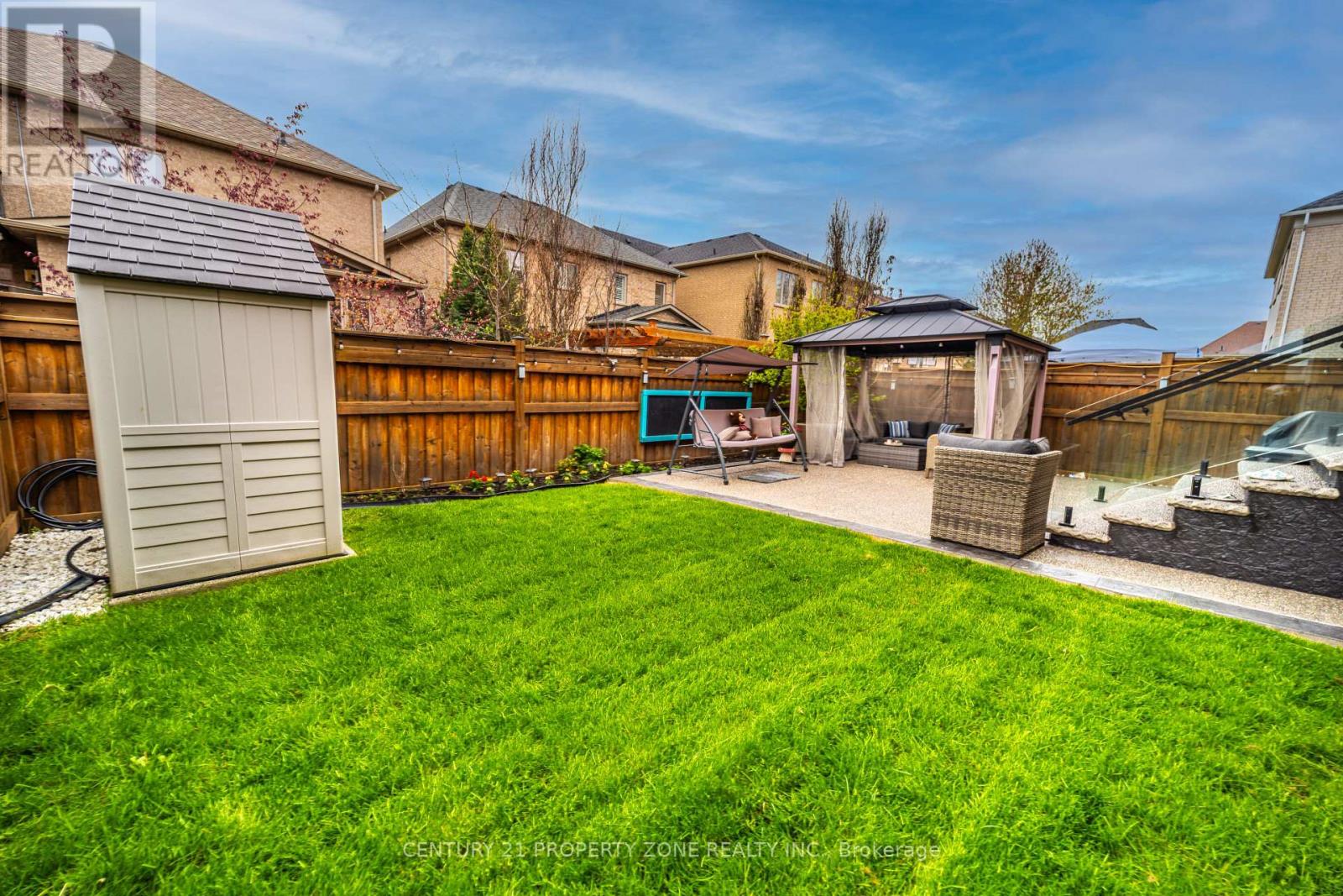 62 Impulse Circle, Brampton, Ontario  L6X 0X9 - Photo 6 - W13139204