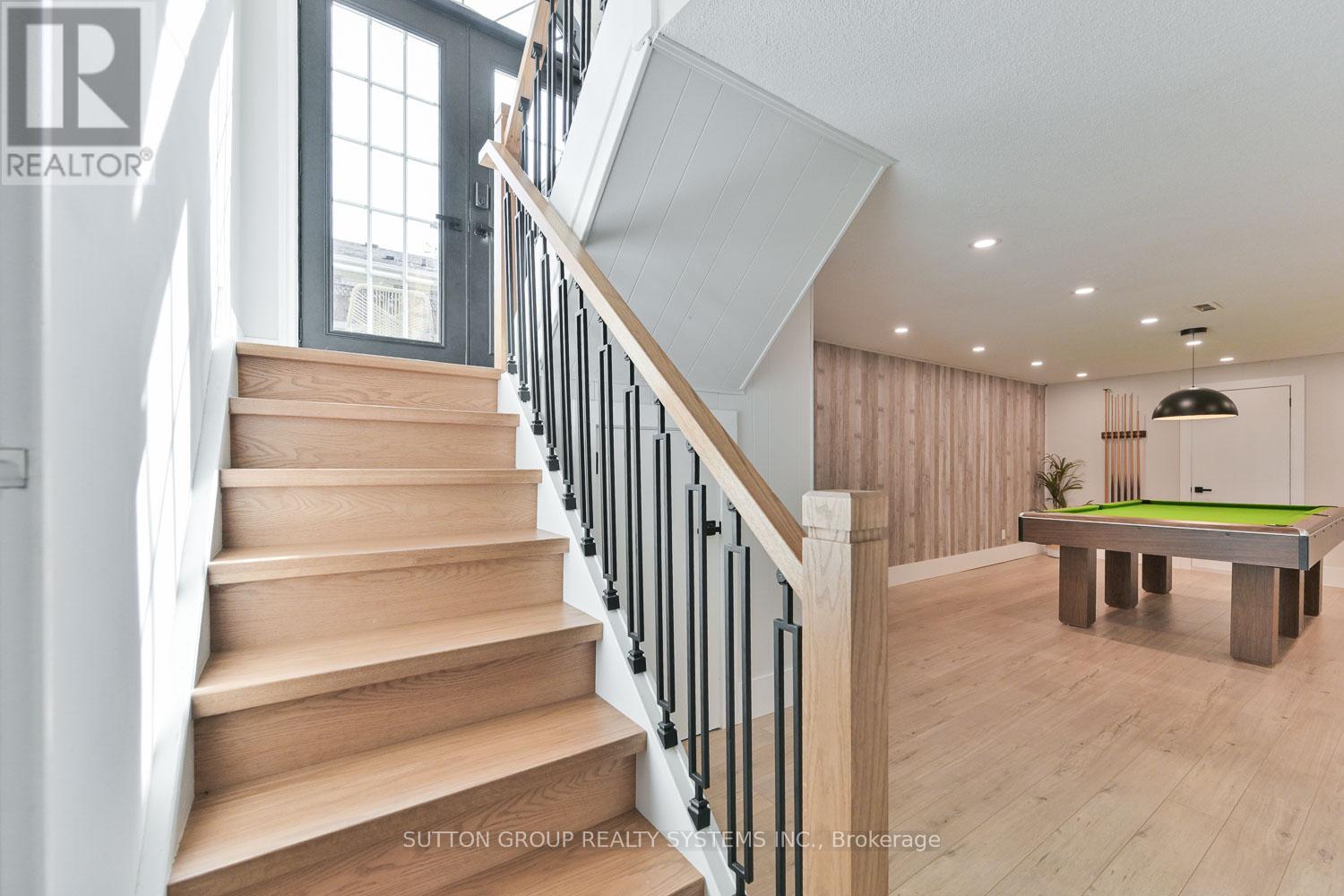 105 Crendon Drive, Toronto, Ontario  M9C 3H7 - Photo 25 - W13139210